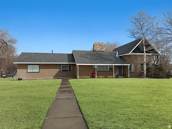 295 S State St, Ferron, UT 84523