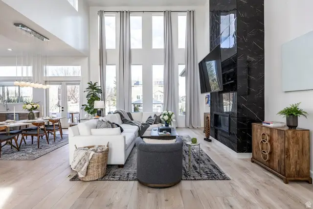 2194 W Legend Creek Ct S, South Jordan, UT 84095 - #1