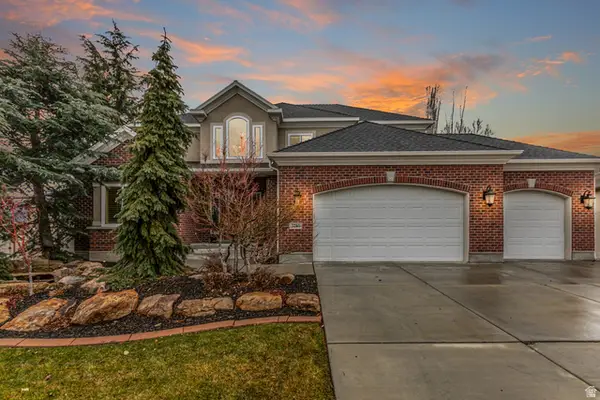 3285 W Black Hawk Dr, South Jordan, UT 84095