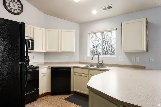 2101 N Morning Star Dr #C10, Saratoga Springs, UT 84045 - #3