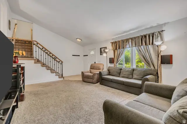 1695 E Ensign Pl, Cottonwood Heights, UT 84121 - #3