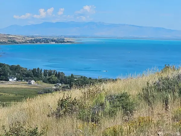 1334 N Broad Hollow Rd #T39, Garden City, UT 84028