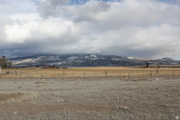 400 S 425 W #15, Loa, UT 84747