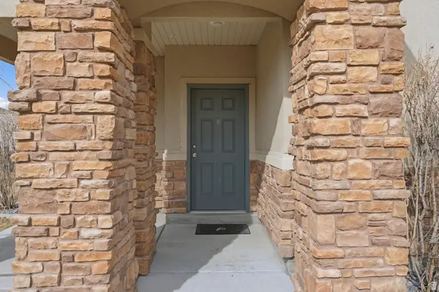 7118 S Greensand Dr W, West Jordan, UT 84084 - #3