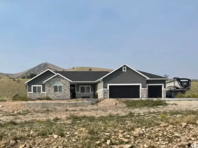 2156 W Ridgeline Rd, Stockton, UT 84071 - #1
