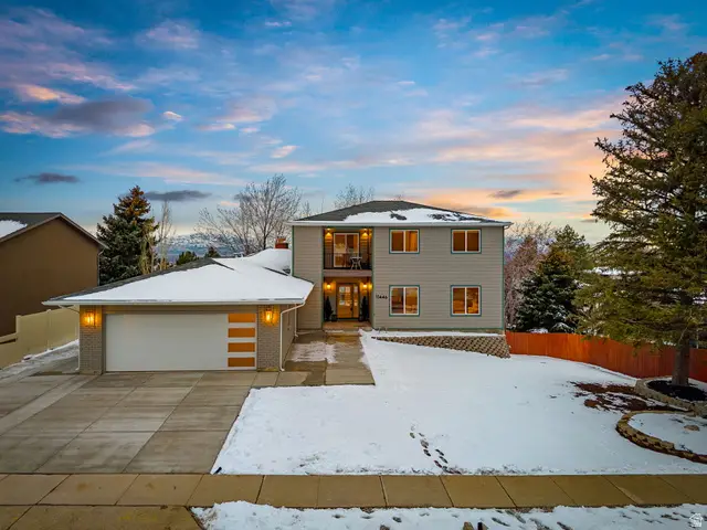 11446 S Mountain Ridge Cir, Sandy, UT 84092 - #2