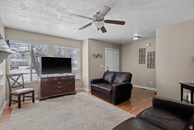 981 E 100 S, Payson, UT 84651 - #3