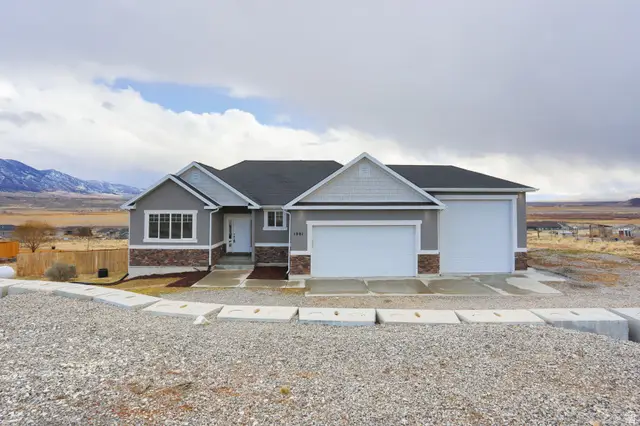 1981 W Ridgeline Rd, Stockton, UT 84071 - #1