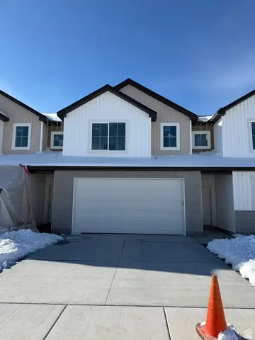 611 N 300 W, Smithfield, UT 84335 - #1