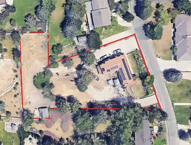 7 Rollingwood Ln, Sandy, UT 84092 - #3