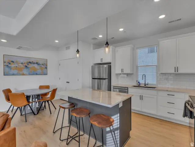 301 W Azure Sky Ln N, Salt Lake City, UT 84103 - #2