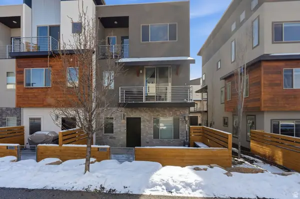 498 W 2200 N, Layton, UT 84041