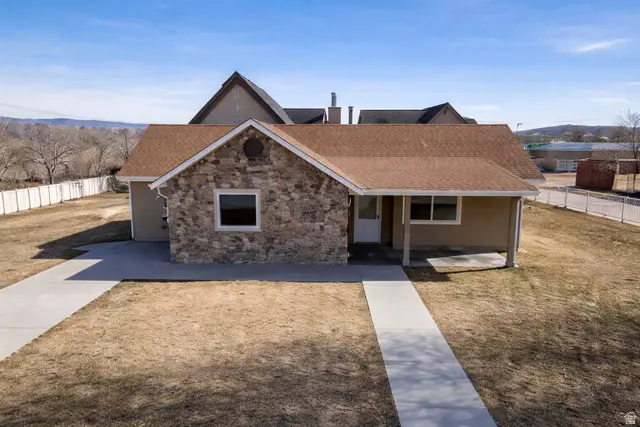785 S Fairgrounds Rd, Price, UT 84501 - #2
