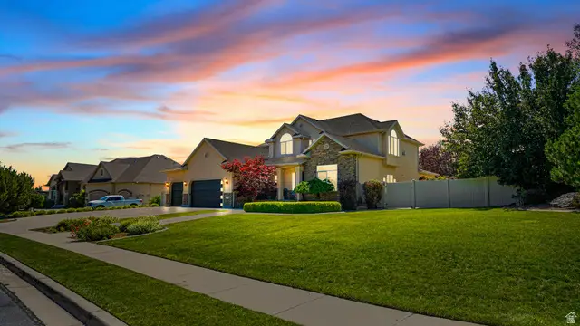 11597 N Sunset Hills Dr, Highland, UT 84003 - #3