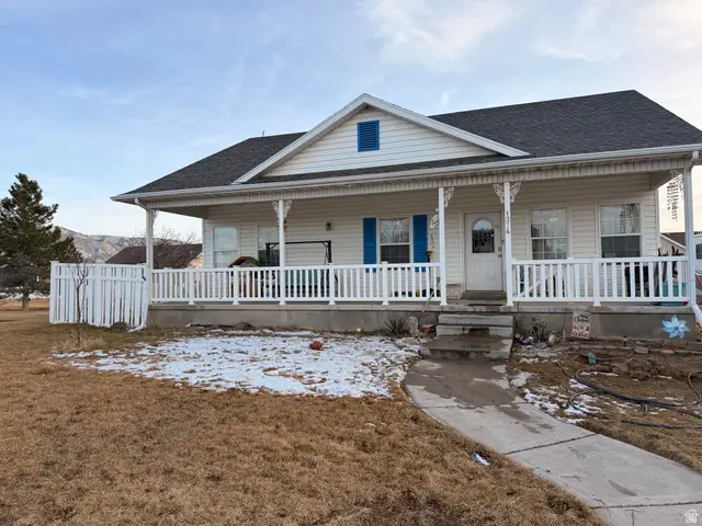 1374 E Falcon Ln, Eagle Mountain, UT 84005 - #1