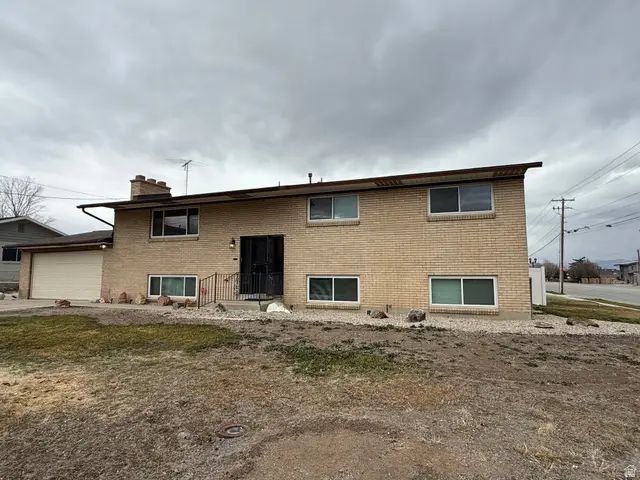 1718 W 9640 S, South Jordan, UT 84095 - #2