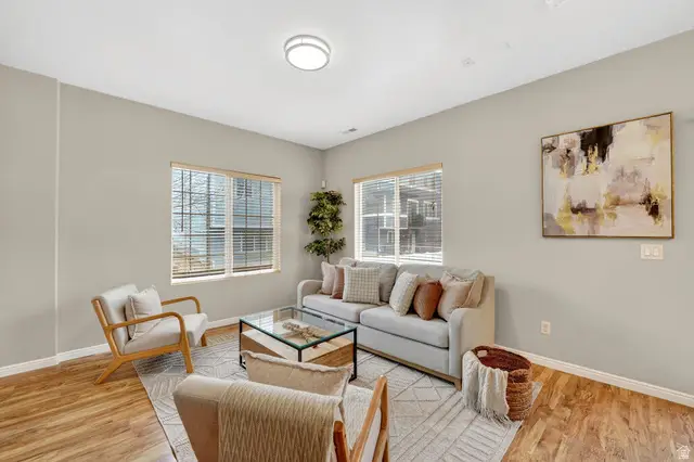 1522 W Oak Lawn Ct S, West Valley City, UT 84119 - #3