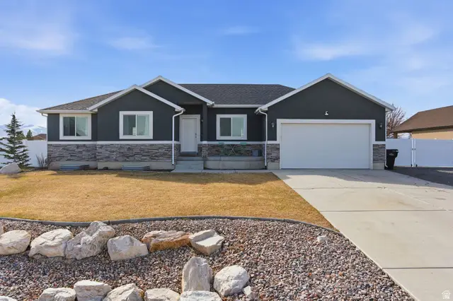 784 Frontier Rd E, Grantsville, UT 84029 - #2
