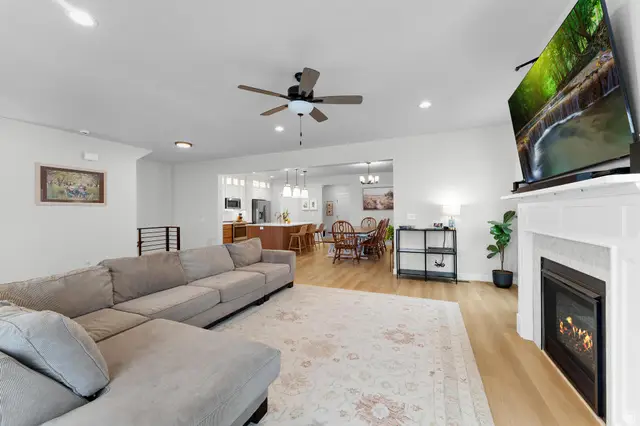 1048 S Old Towne Rd, Layton, UT 84041 - #3