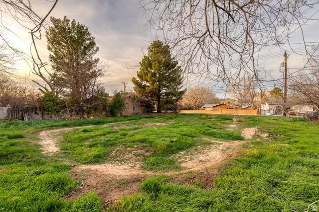 437 W 400 S, Hurricane, UT 84737 - #2