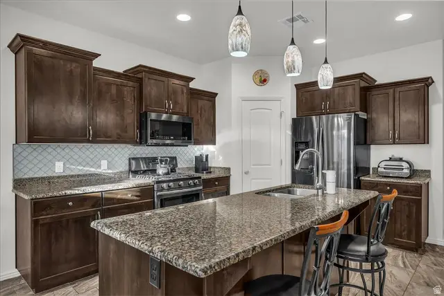 5895 S Desert Dr, Saint George, UT 84790 - #2