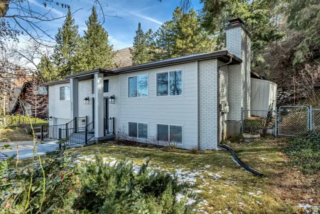 373 S Eastoaks Dr, Fruit Heights, UT 84037 - #2