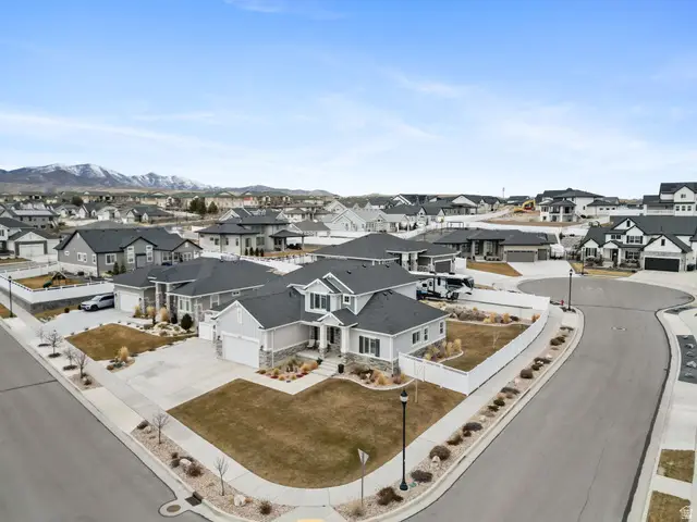 6628 W Earligrande Way, West Jordan, UT 84081 - #3