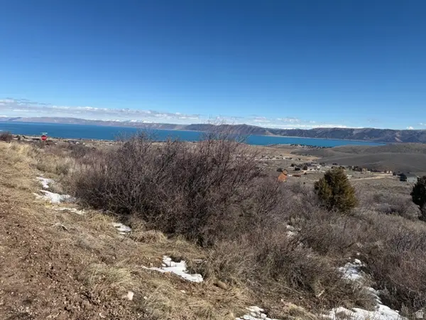 3524 E Panorama Dr #23, Garden City, UT 84028