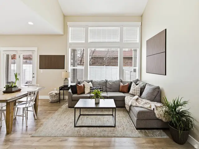 6654 S Wallsburg Dr W, Taylorsville, UT 84123 - #3