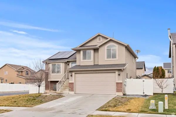 884 Willowbrook Ln, Pleasant View, UT 84404 - #3