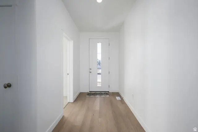 234 W Waterstone Cir, Murray, UT 84107 - #2