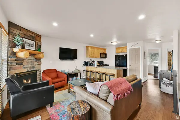 3555 N Fox Run S #304, Eden, UT 84310