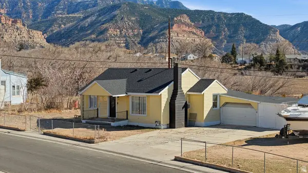 148 S Grassy Trail Dr, East Carbon, UT 84520