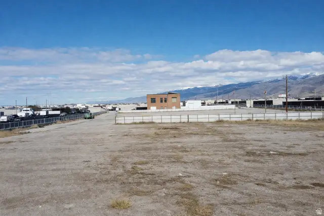 208 W Center St, North Salt Lake, UT 84054 - #2