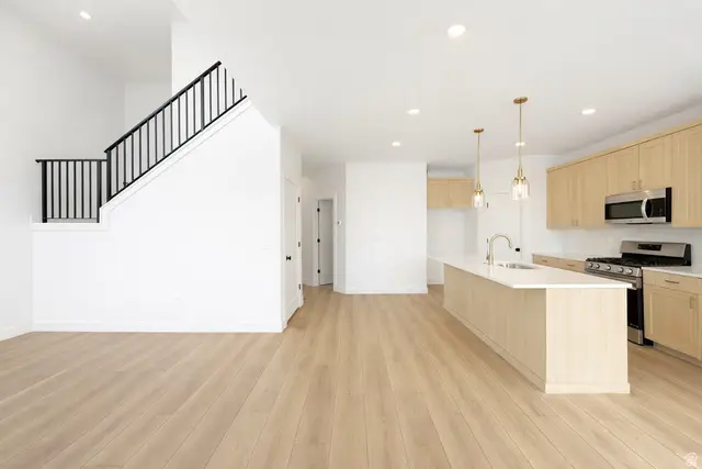 6717 S Vaughn Ln #9, Midvale, UT 84047 - #3