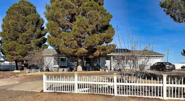 1060 E Freedom Way, Big Water, UT 84741 - #2