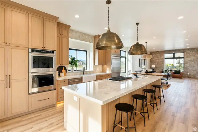 1618 E Center Pointe Dr, Lehi, UT 84043 - #1