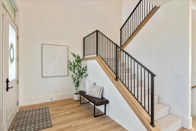 1602 E Center Pointe Dr, Lehi, UT 84043 - #3