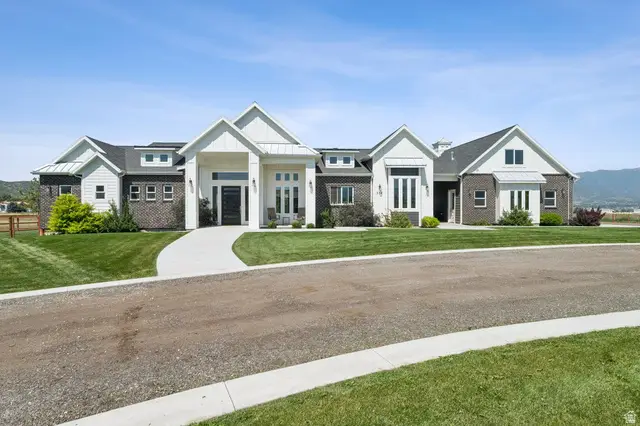 372 W 3000 S, Daniel, UT 84032 - #1