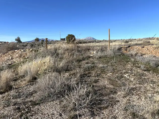 816 E Kiva Dr, Blanding, UT 84511 - #1