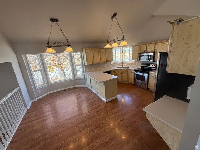 5902 S Trowbridge Way, Kearns, UT 84118 - #2