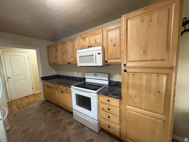 668 W 890 N, Provo, UT 84604 - #2
