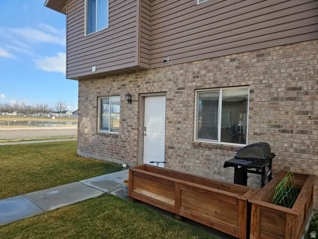 845 W 350 N, Tremonton, UT 84337 - #2