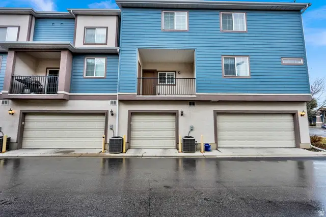 36 E Opequon Rd, Sandy, UT 84070 - #3