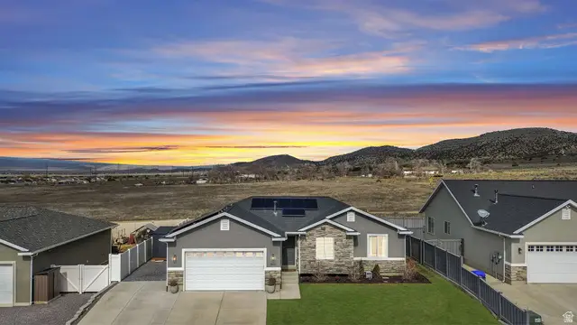 2681 E Clarkstone Dr, Eagle Mountain, UT 84005 - #1