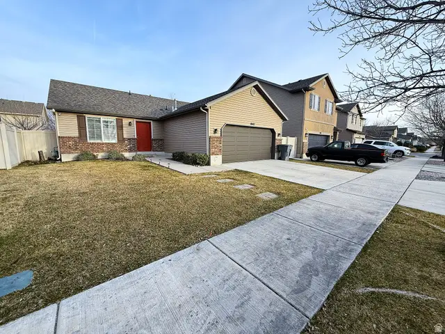 1042 N Skipton Dr, North Salt Lake, UT 84054 - #2