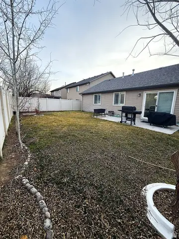 1042 N Skipton Dr, North Salt Lake, UT 84054 - #3