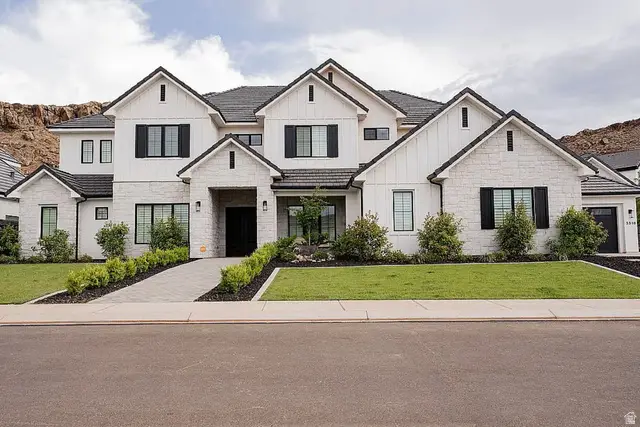 3318 E Live Oak Dr, Saint George, UT 84790 - #1