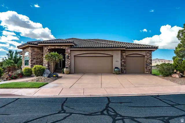 373 W Meridian Dr, Ivins, UT 84738 - #3