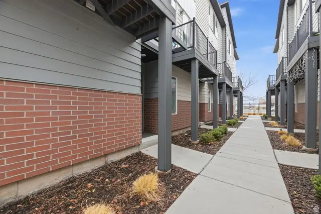 1146 S Redwood Dr #H802, Salt Lake City, UT 84104 - #1